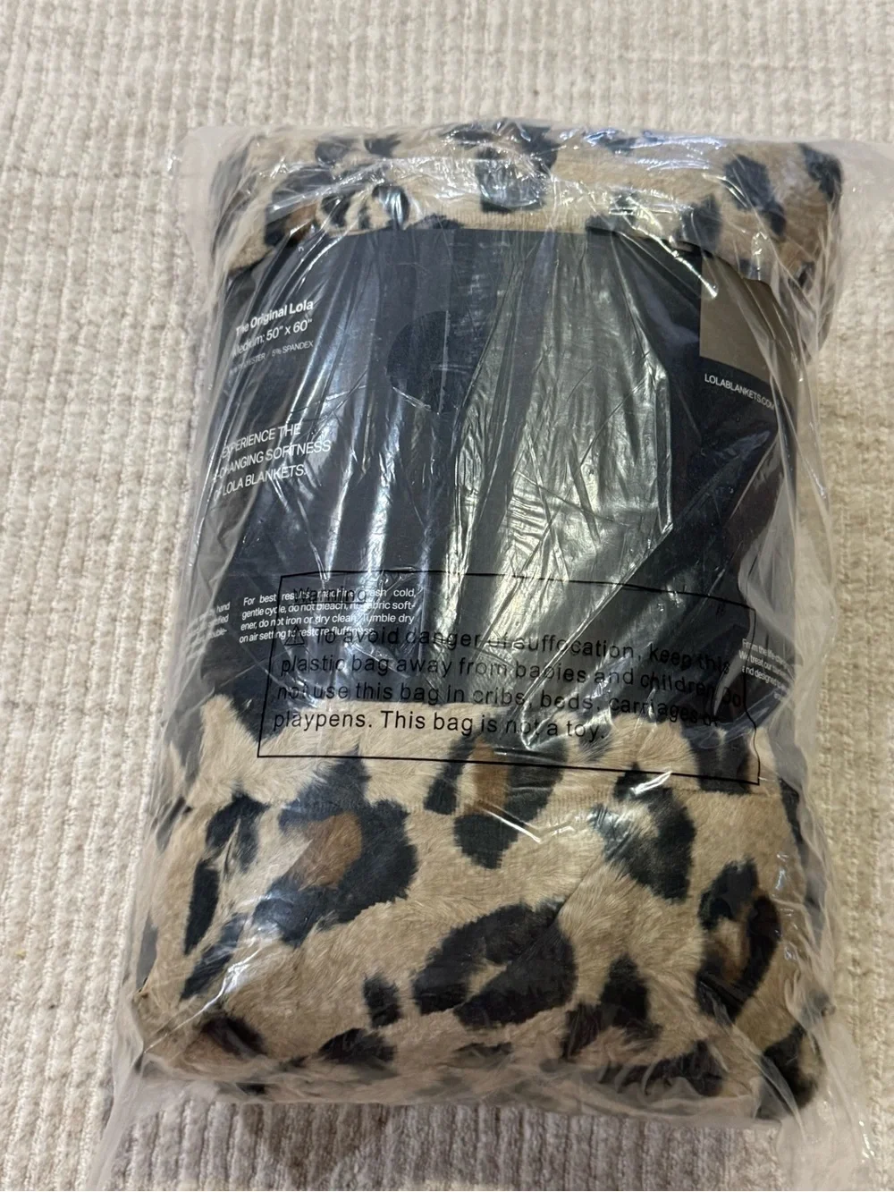 Lola Blankets Leopard Medium Luxury Faux Fur Blanket